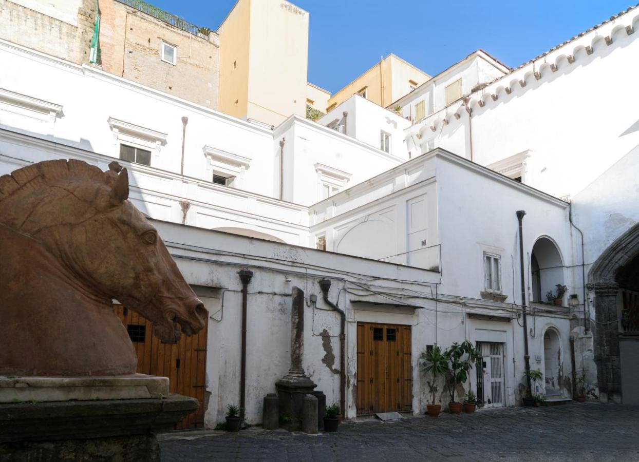 Suite & Luxury Rooms Palazzo Diomede Carafa Naples Exterior photo