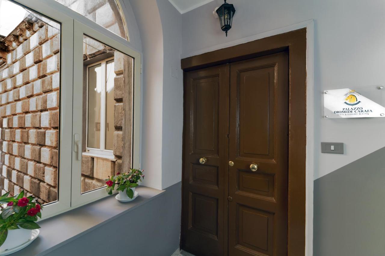 Suite & Luxury Rooms Palazzo Diomede Carafa Naples Exterior photo