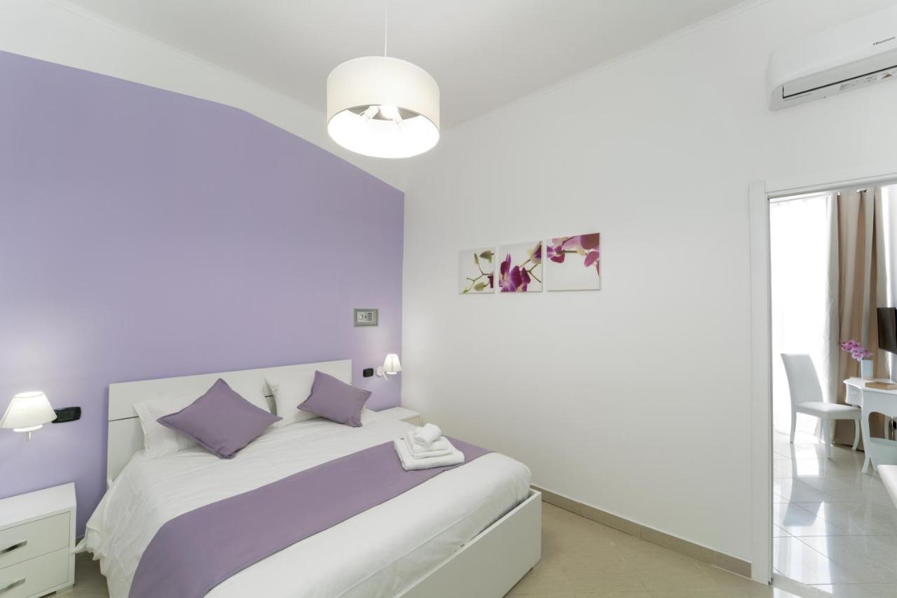 Suite & Luxury Rooms Palazzo Diomede Carafa Naples Exterior photo